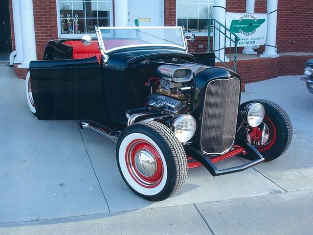 MidSouthern Restorations: 1932 Ford Roadster